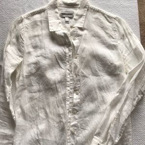 J.Crew Perfect fit 100% linen button down
